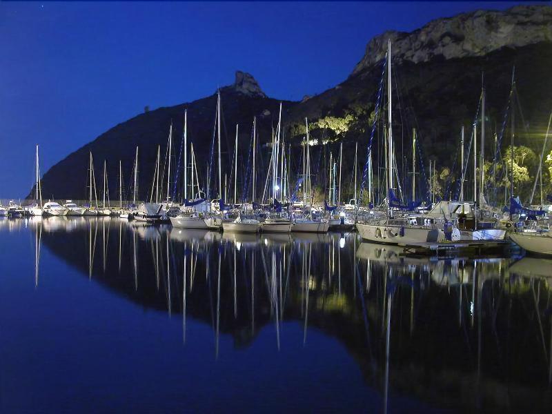 Le Tre Stelle Ξενοδοχείο Κάλιαρι Εξωτερικό φωτογραφία